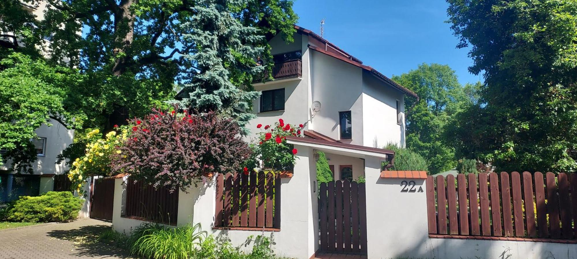 Apartamento Hidden Gem Garden Cracovia Exterior foto