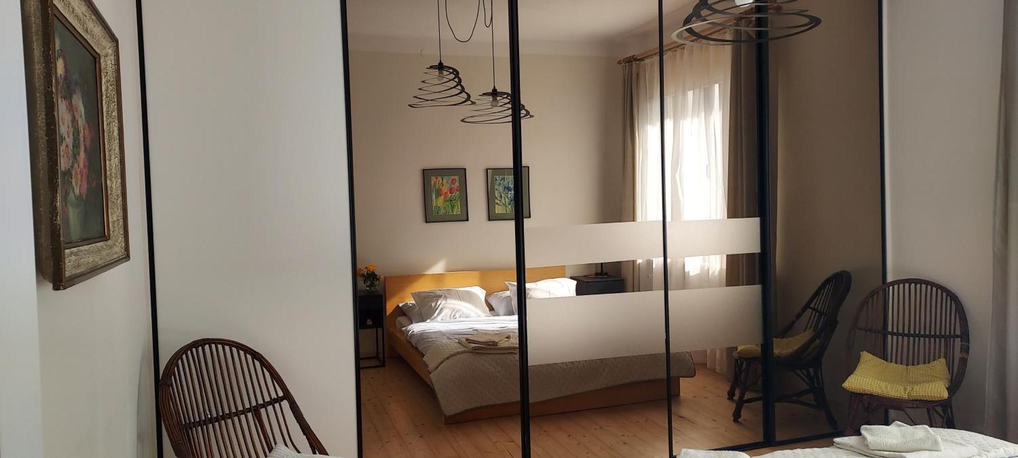 Apartamento Hidden Gem Garden Cracovia Exterior foto